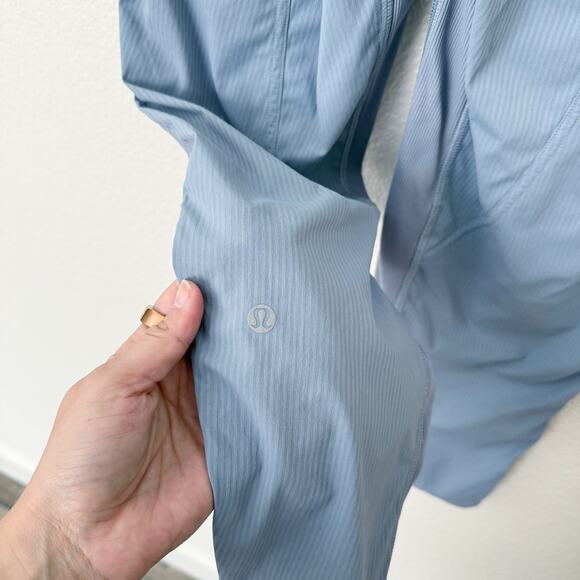 [Lululemon] Utility Blue Dance Studio Mid-Rise Cropped Pants Workout Swift Sz 4 - Picture 10 of 11